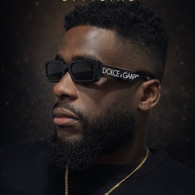 Emmery_Official's profile picture