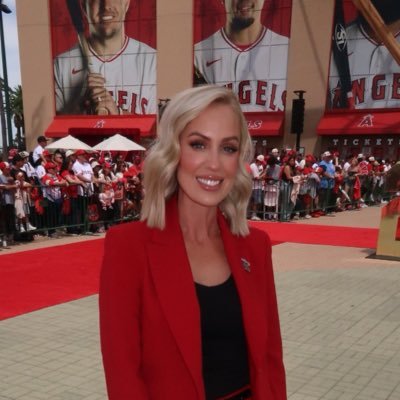 EricaLWeston's profile picture