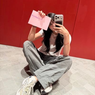 peemazii's profile picture