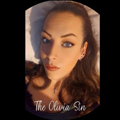 OliviaClipStore's profile picture