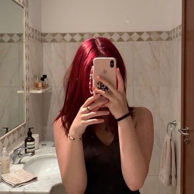 f_xychks's profile picture