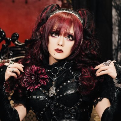 Tsunehito's profile picture