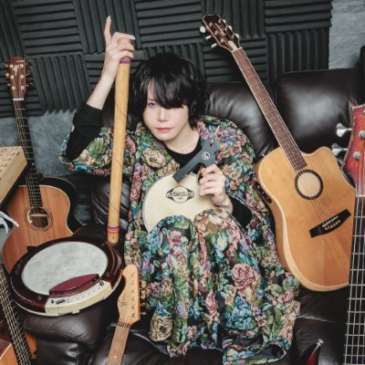 私は浮かびながら沈む's profile picture