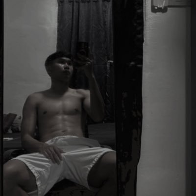 J7's profile picture