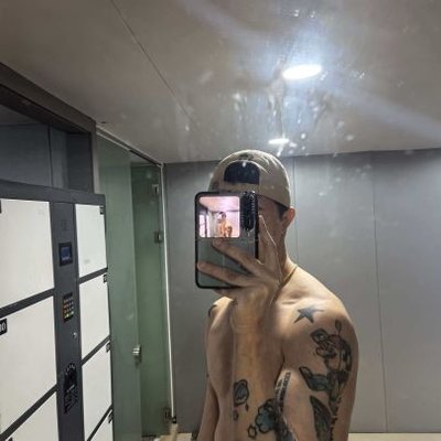 yueshan0512's profile picture