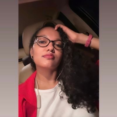 Dr Rowena's profile picture