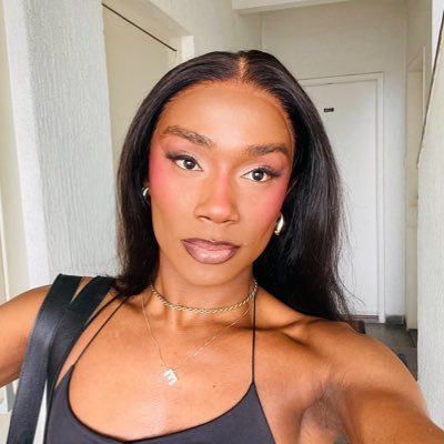 ladiosasuperior's profile picture