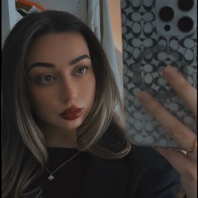 Miss Hayley 🎀's profile picture