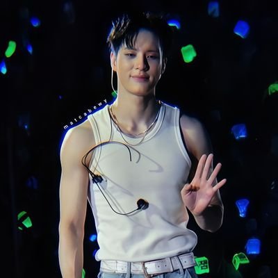 Fiw Fuw (.◜◡◝)'s profile picture