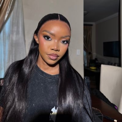 T_Hlatshwayoo's profile picture