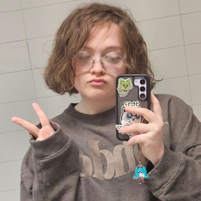 Olivia 🏳️⚧️'s profile picture