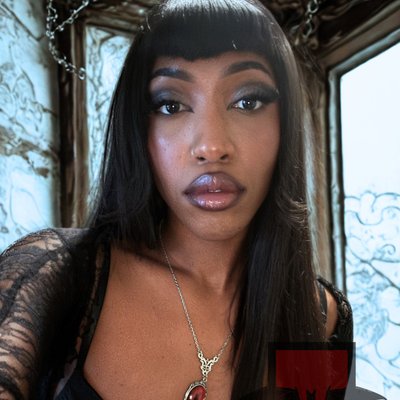𝔙𝔞𝔪𝔭 𝔊𝔬𝔡𝔡𝔢𝔰𝔰 𝔍𝔢𝔫𝔫𝔦 🥀's profile picture