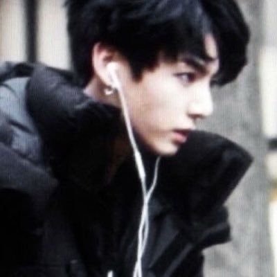 ♱'s profile picture