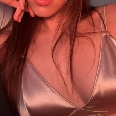 kissMiraa's profile picture