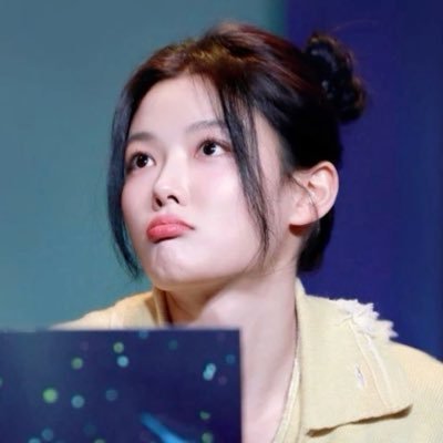 merve's profile picture