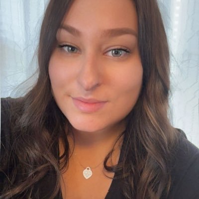 Lisa Hawes ♡'s profile picture