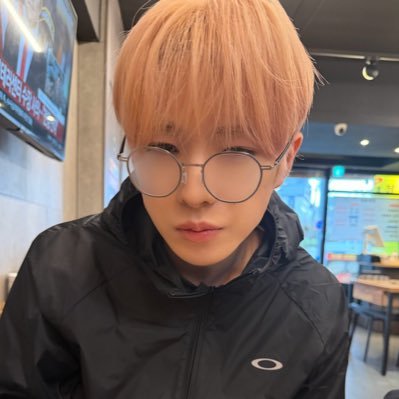 멩..이's profile picture