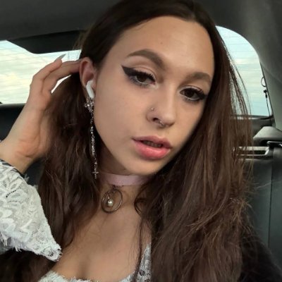 karolineneuerx's profile picture