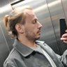 Der Adi 的头像