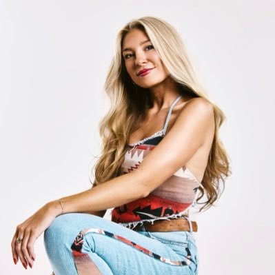 JuliaColeMusic's profile picture