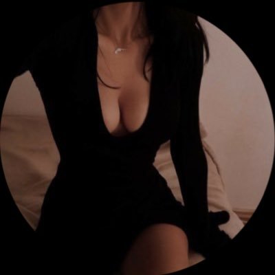 r_th90's profile picture