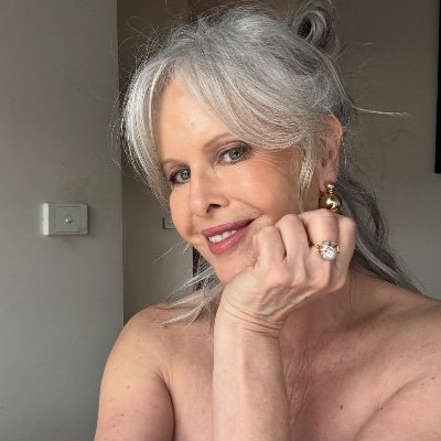 LeeLee886085's profile picture