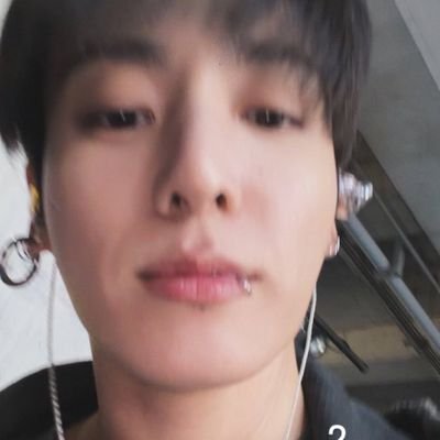 เฟี้ยวโจ่ว ♡`°'s profile picture
