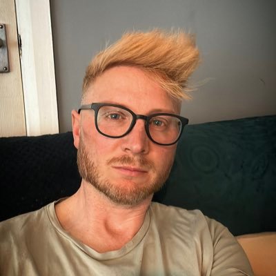 richardosefton's profile picture