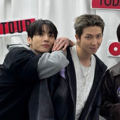 🏐 ♡ paris !! ⁷ ꪜ . ࣪𖤐 IS SEEING BTS X5's profile picture
