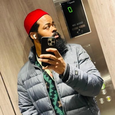 KiNG D!V!NE Esq's profile picture