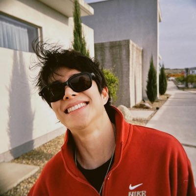 마리 ✶'s profile picture