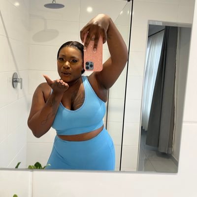 AmJustPhindi's profile picture
