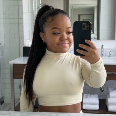 lala little's profile picture