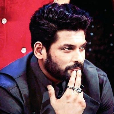 🚩{KUHU}~{KATTAR-HINDU}'s profile picture