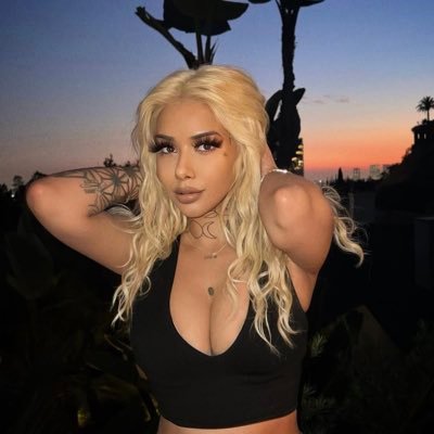 Ally Lotti 😘's profile picture