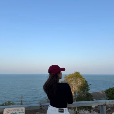 Me Happy's profile picture
