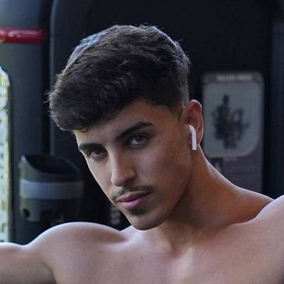 adrianlopez07's profile picture