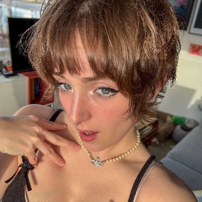Langley Lux's profile picture
