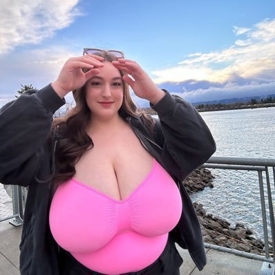 HazelMayOH's profile picture
