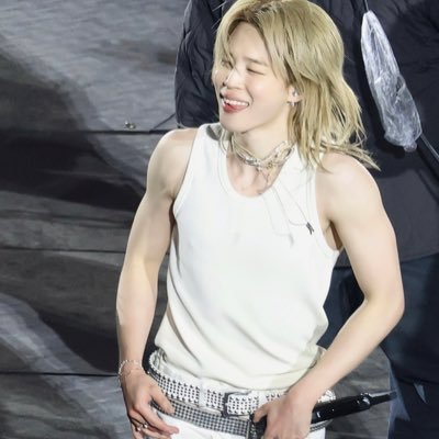 j.m 위대한망개님과김치뽂음밥's profile picture