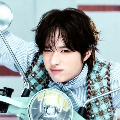lovewinsall_1km's profile picture