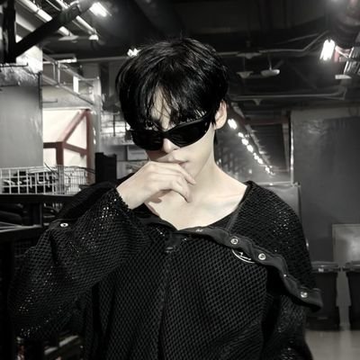 vee ⋆˙'s profile picture