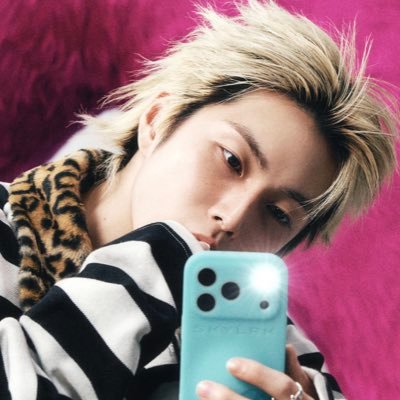 HSHFEEDS's profile picture