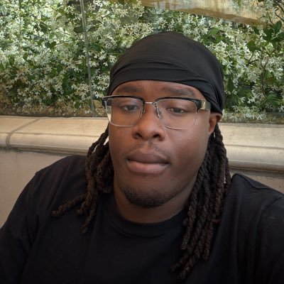🫣's profile picture