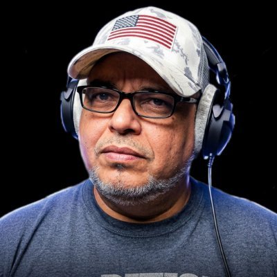 Low-Q ☢'s profile picture