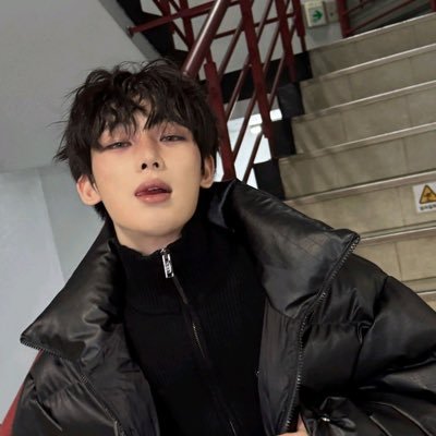 aroo ; CLOSED's profile picture