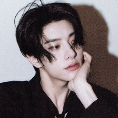 el ᡣ𐭩's profile picture