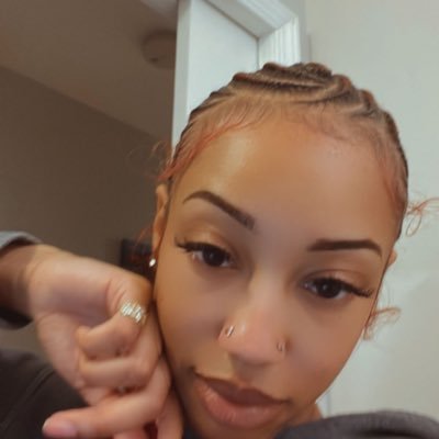 🫦🫦🫦.'s profile picture