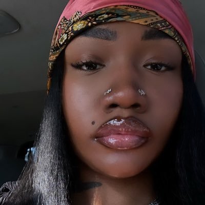 enternetheartthrob's profile picture