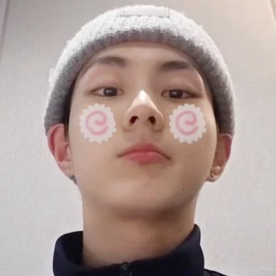 ‎ 𝓕's profile picture